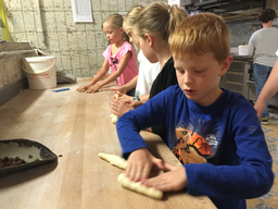 Brot backen, Bäckerei Hauger 2018